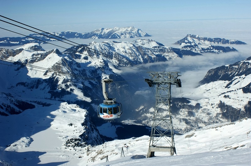 铁力士雪山