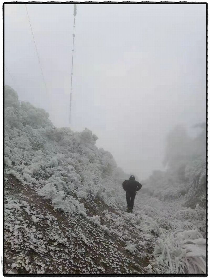 风雪观冰路。赵宇