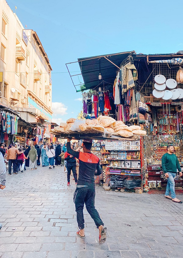 小商贩头顶上的功夫